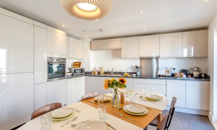 2 Bed in Bournemouth 3