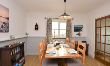 3 Bed in Brighstone 6