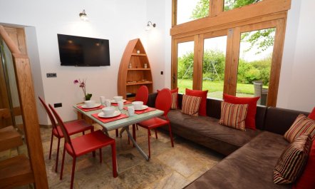 2 Bed in Holsworthy 3