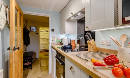 4 Bed in Wareham 4