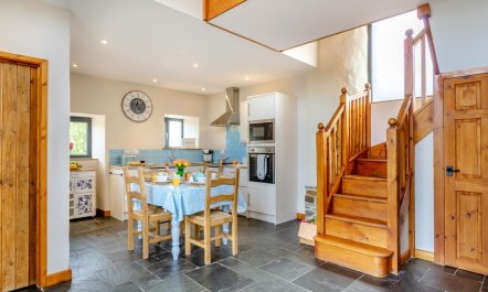 2 Bed in Monkokehampton 4