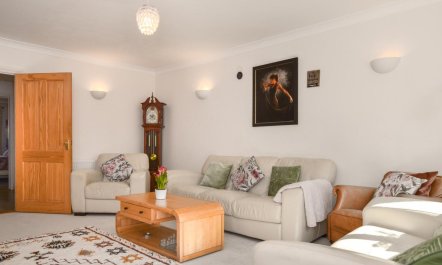 4 Bed in Bude 3