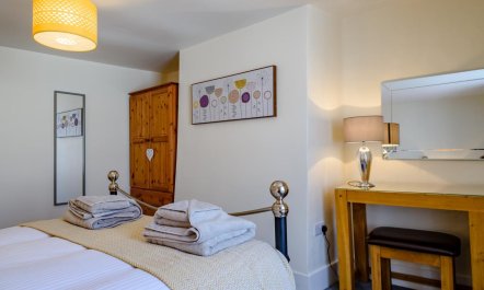 2 Bed in Bude 9
