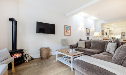 5 Bed in Tenby 7