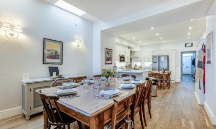 5 Bed in Tenby 9