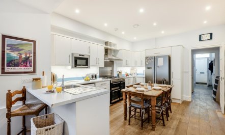 5 Bed in Tenby 5