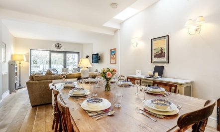 5 Bed in Tenby 8