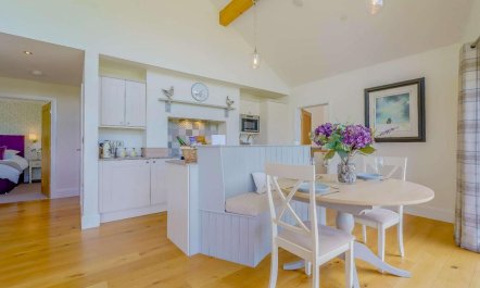 2 Bed in Montgomery 9