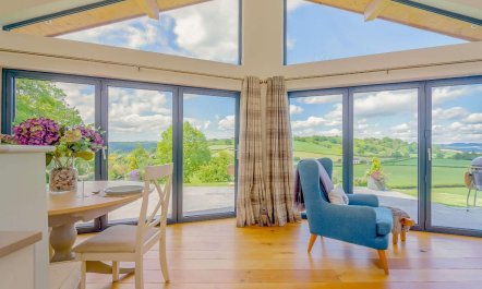 2 Bed in Montgomery 5