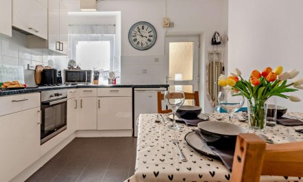 2 Bed in Tenby 7