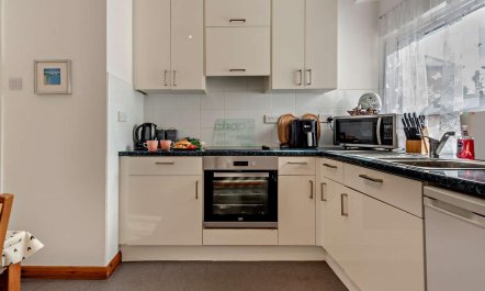 2 Bed in Tenby 4
