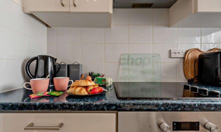 2 Bed in Tenby 5