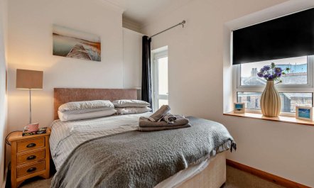 2 Bed in Tenby 9