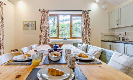 2 Bed in Builth Wells 6