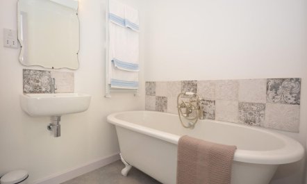 2 Bed in Abergavenny 7