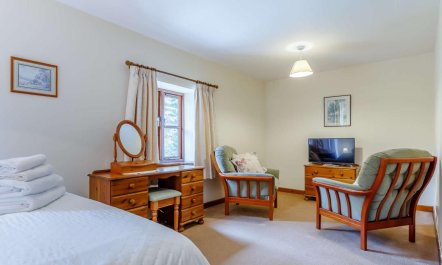 2 Bed in St. Austell 8