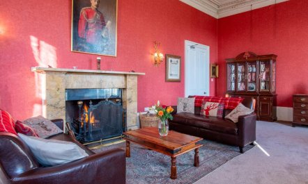 6 Bed in Kilmarnock 1