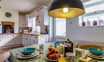2 Bed in Shereford 1