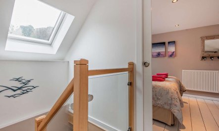 2 Bed in Milford Haven 6