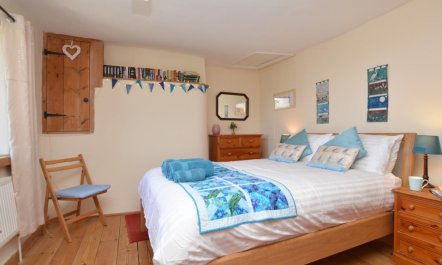 2 Bed in Bridport 9