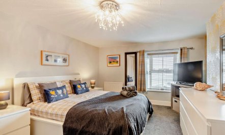 2 Bed in Seahouses 8