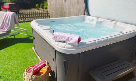 4 Bed in Torrington 2