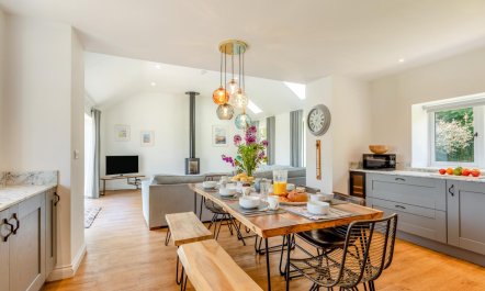 4 Bed in Torrington 8