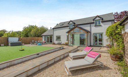 4 Bed in Torrington