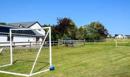 4 Bed in Torrington 3