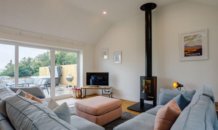 4 Bed in Torrington 8