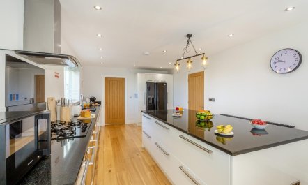 4 Bed in Caernarfon 7