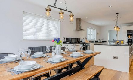 4 Bed in Caernarfon 4