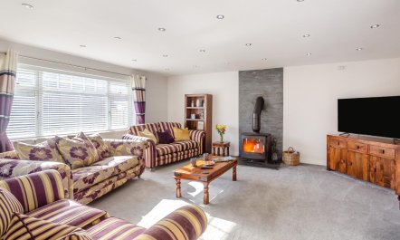 4 Bed in Caernarfon 4
