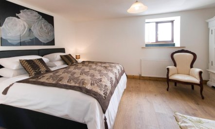 2 Bed in Harrogate 1