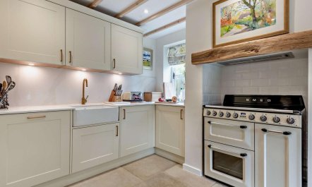 3 Bed in Blandford Forum 3