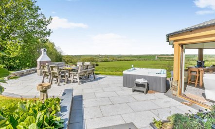 4 Bed in Bude 1