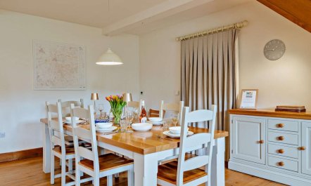 3 Bed in Shaftesbury 2