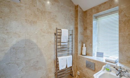 3 Bed in Melbury Abbas 8