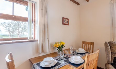 2 Bed in Aberystwyth 3