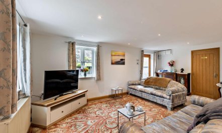 3 Bed in Arthog 2