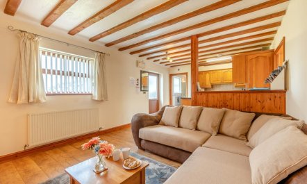2 Bed in Aberystwyth 5