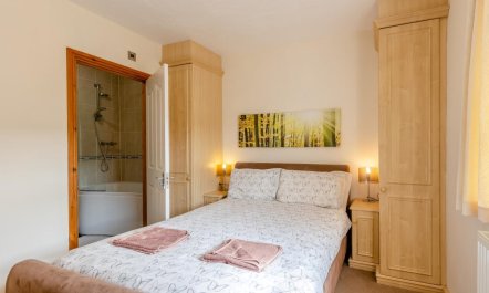 2 Bed in Aberystwyth 9