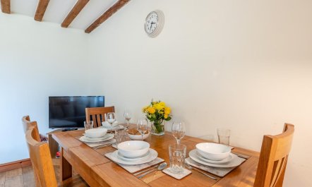2 Bed in Aberystwyth 4