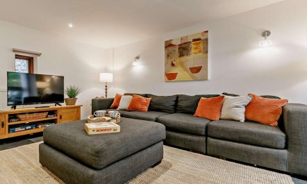 1 Bed in Tavistock 2