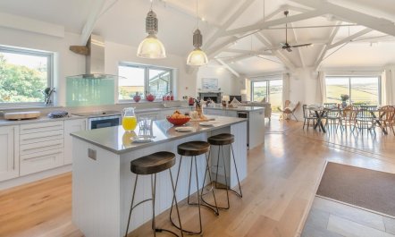 5 Bed in Bude 1