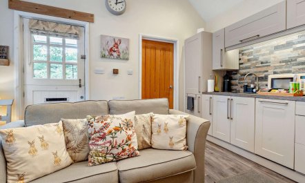 1 Bed in Abergavenny 3