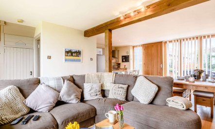 3 Bed in Toftrees 2