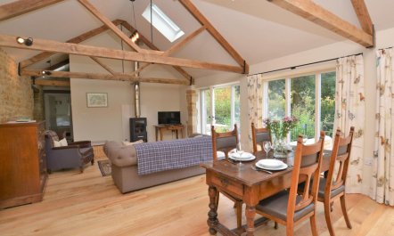 2 Bed in Stoke Abbott 5