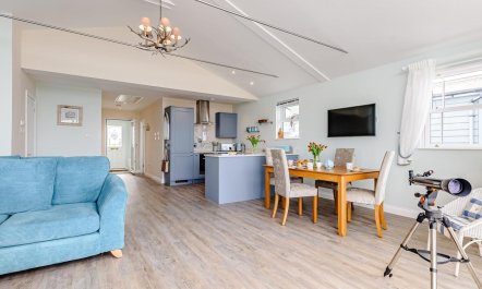 2 Bed in Whitstable 3