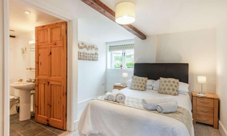3 Bed in Wareham 8